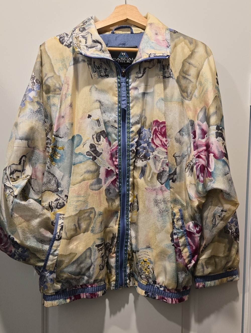 Casual Isle Women's Floral Lightweight Zip Jacket - Cream Multi